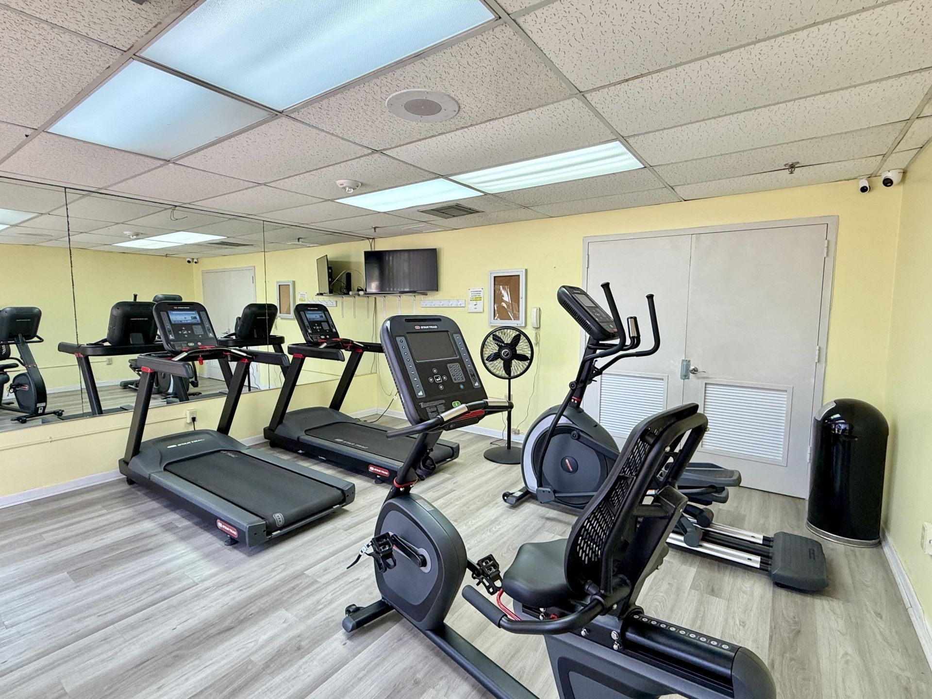 4745 Lucerne Lakes Boulevard, Unit 102, Lake Worth, FL 33467 Photo