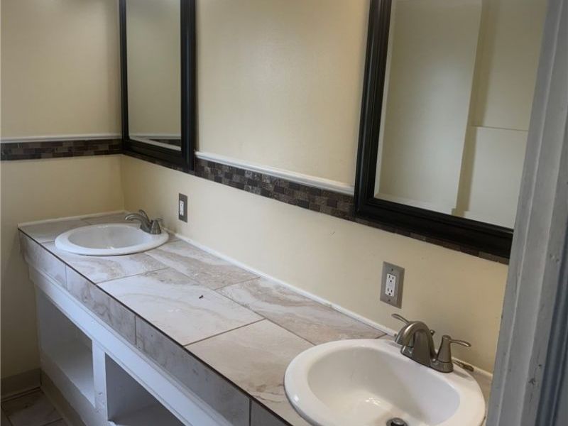 3525 E 110th Street, Cleveland, OH 44105 Photo 14