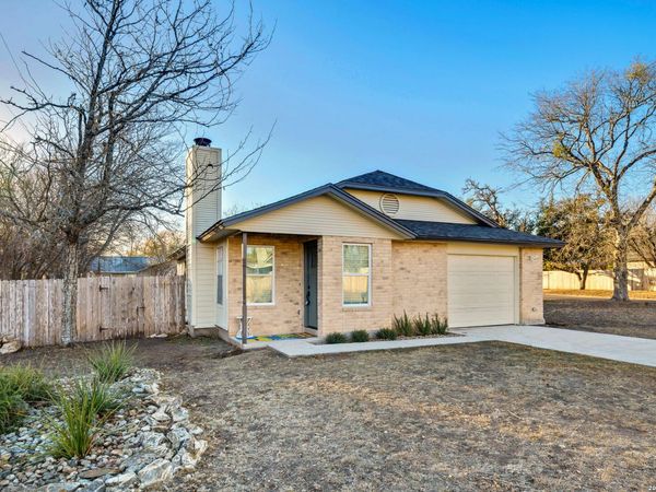 401 Deer Creek, Boerne, TX 78006