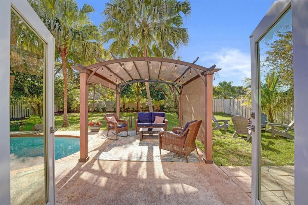 14240 Harpers Ferry Street, Davie, FL 33325 Photo