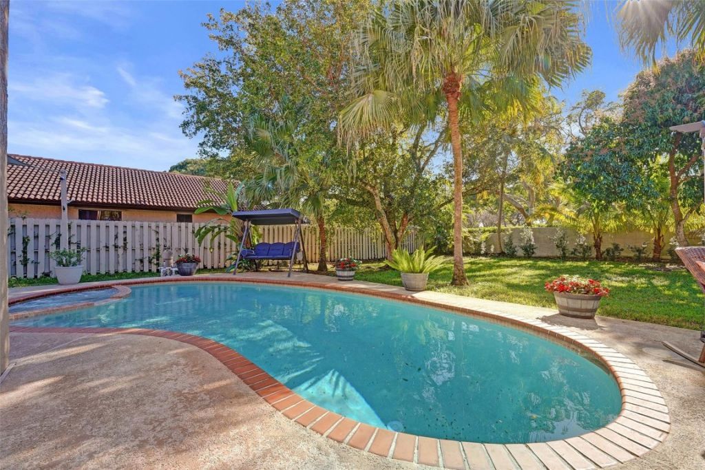 14240 Harpers Ferry Street, Davie, FL 33325 Photo