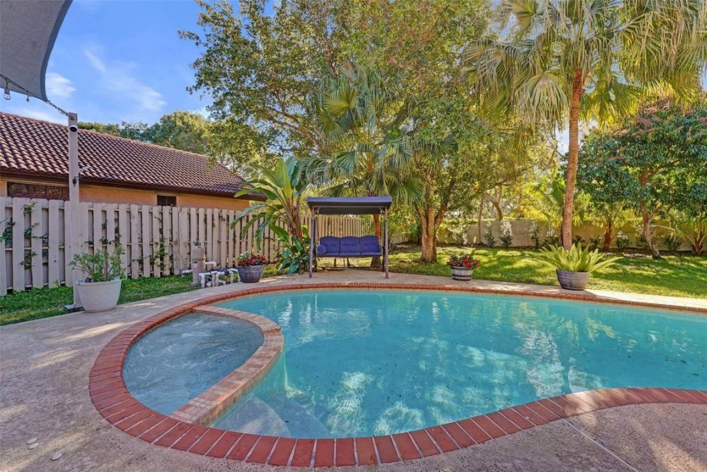 14240 Harpers Ferry Street, Davie, FL 33325 Photo