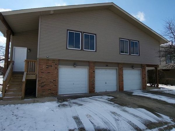 13 Marywood Lane, Unit C, Bolingbrook, IL 60440