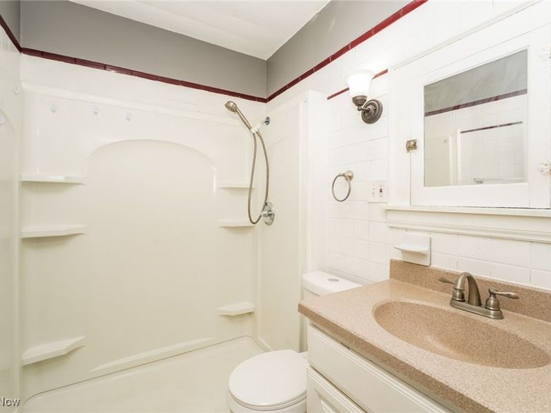 9509 Rosewood Avenue, Cleveland, OH 44105 Photo 10