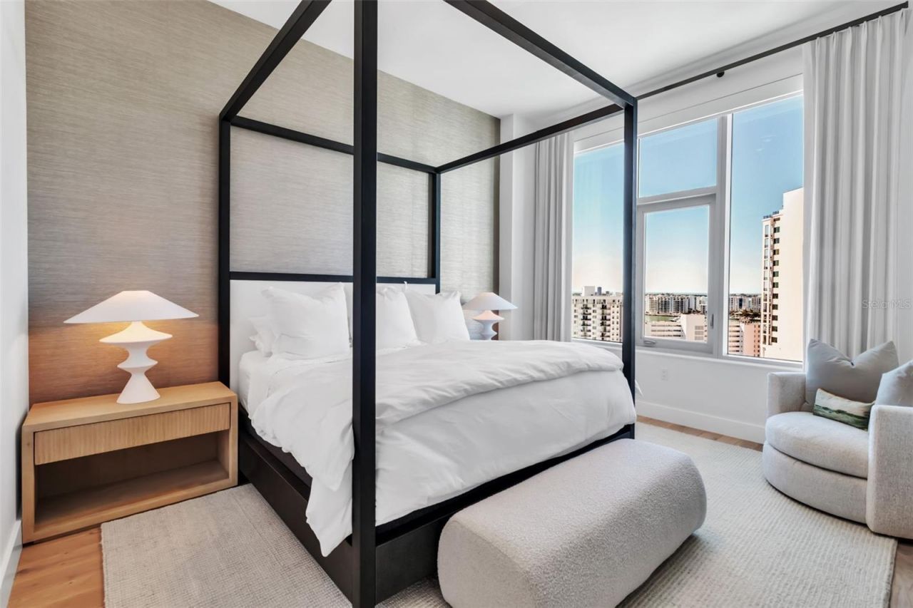 111 S Pineapple Avenue, Unit 1205, Sarasota, FL 34236 Photo