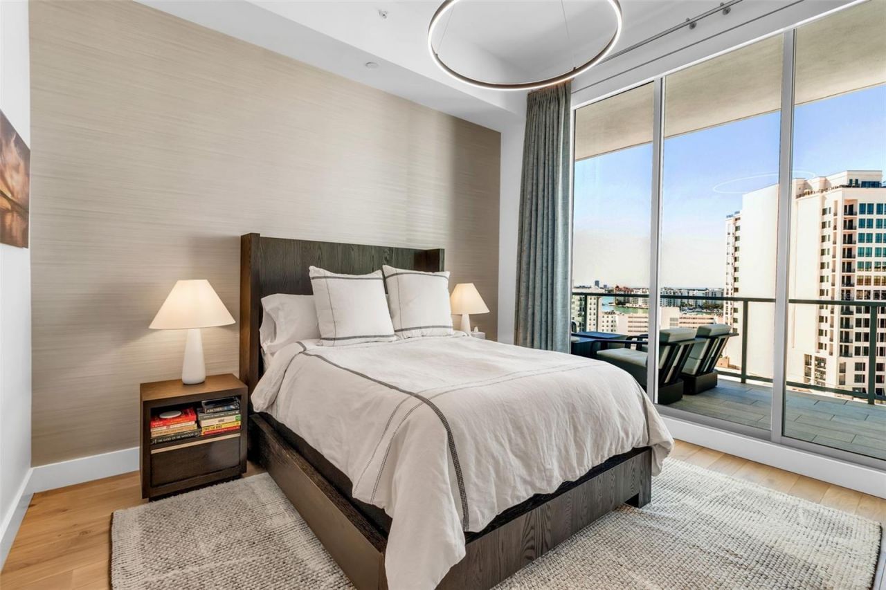 111 S Pineapple Avenue, Unit 1205, Sarasota, FL 34236 Photo