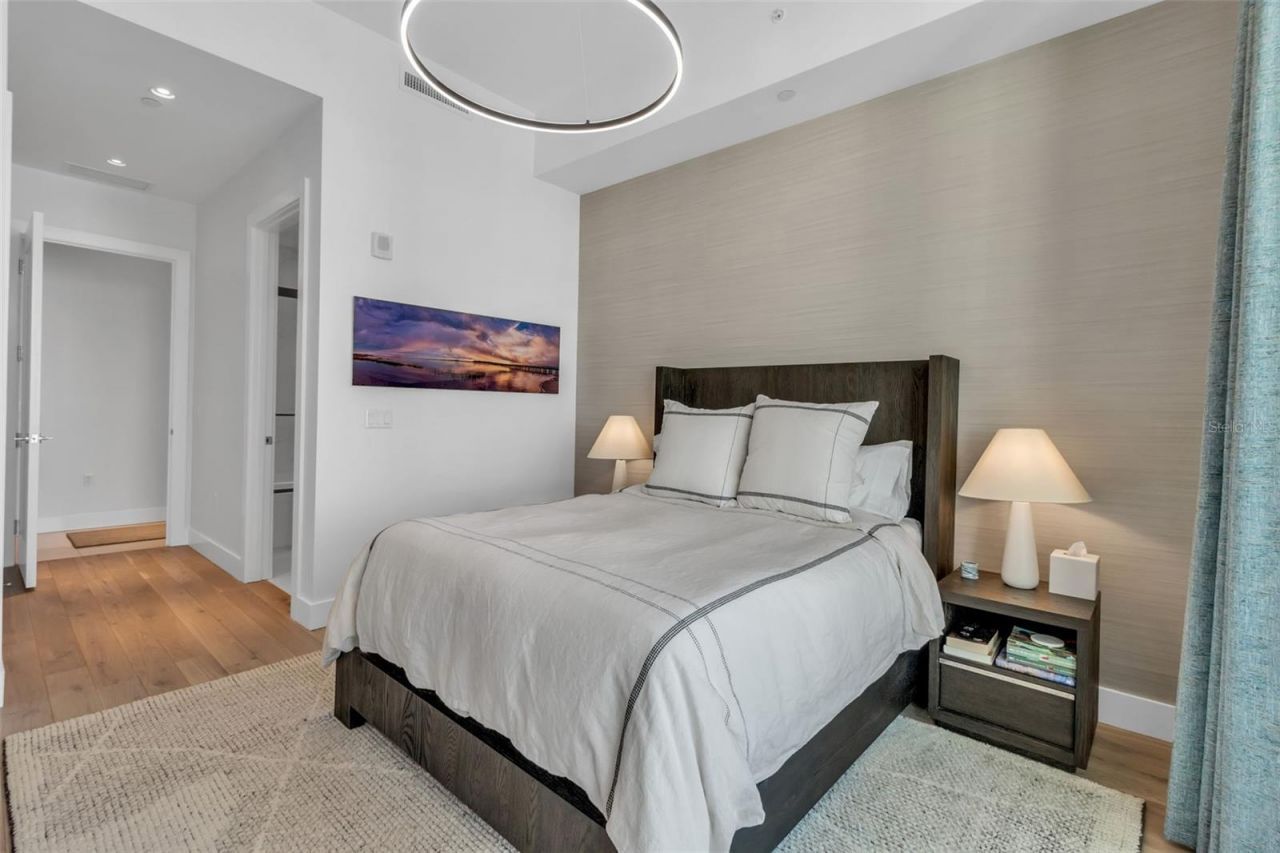 111 S Pineapple Avenue, Unit 1205, Sarasota, FL 34236 Photo