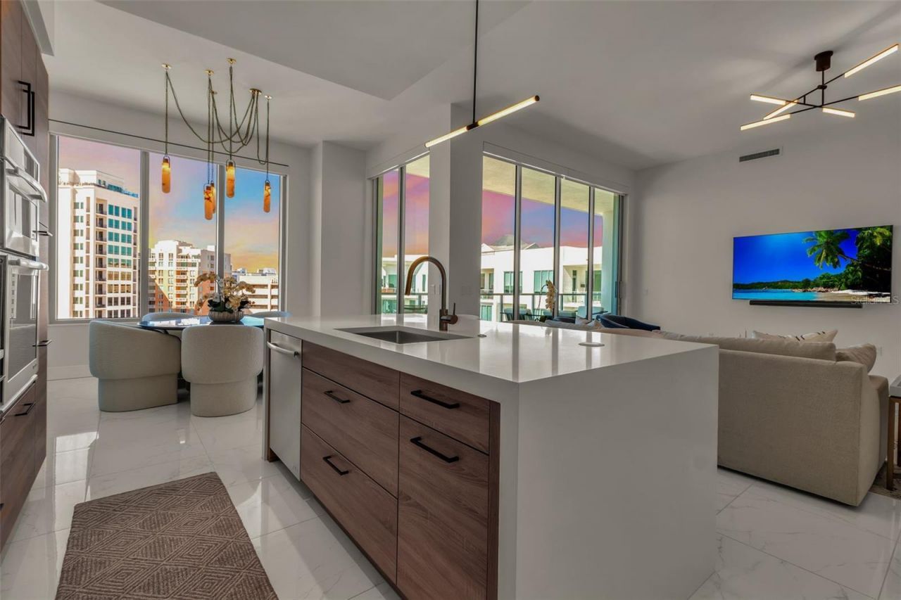 111 S Pineapple Avenue, Unit 1205, Sarasota, FL 34236 Photo