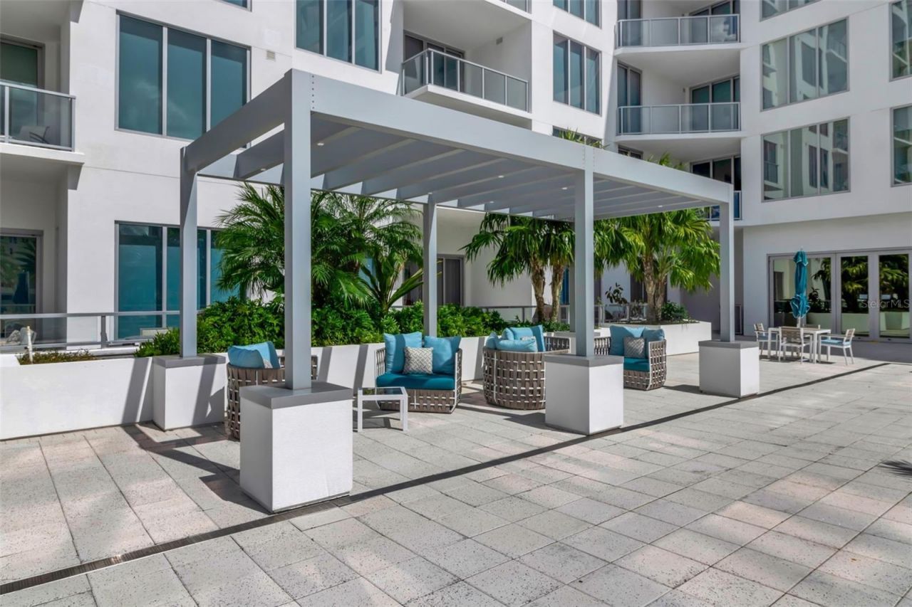 111 S Pineapple Avenue, Unit 1205, Sarasota, FL 34236 Photo