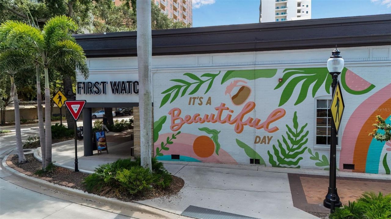 111 S Pineapple Avenue, Unit 1205, Sarasota, FL 34236 Photo