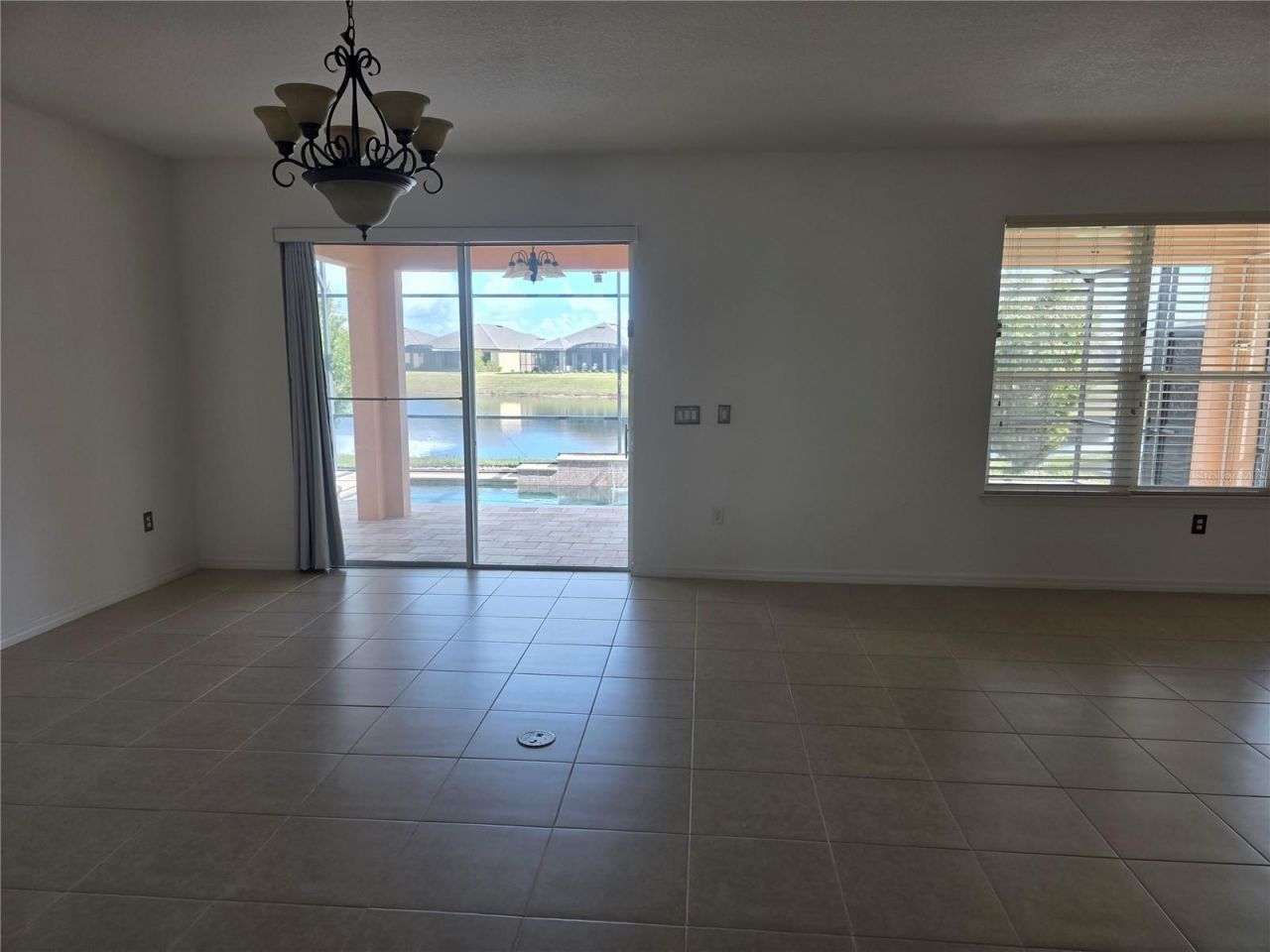 356 Bella Cortina Drive, Poinciana, FL 34759 Photo