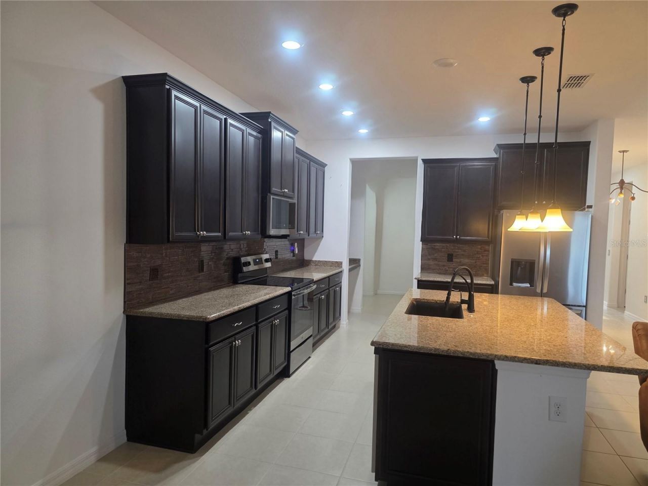 356 Bella Cortina Drive, Poinciana, FL 34759 Photo