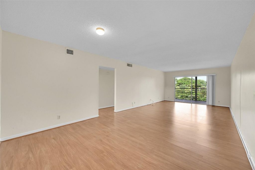 2502 Antigua Terrace, Unit J4, Coconut Creek, FL 33066 Photo