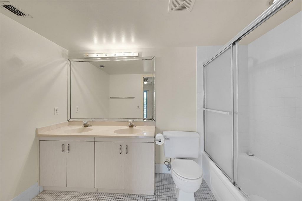 2502 Antigua Terrace, Unit J4, Coconut Creek, FL 33066 Photo