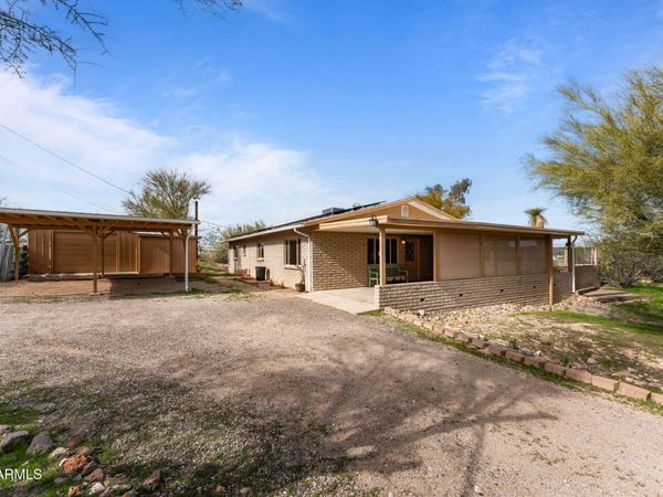 450 N LOS ALTOS Drive, Wickenburg, AZ 85390