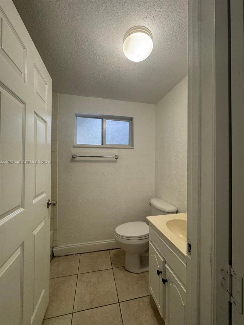 4271 NW 5th St, Unit 122, Plantation, FL 33317 Photo