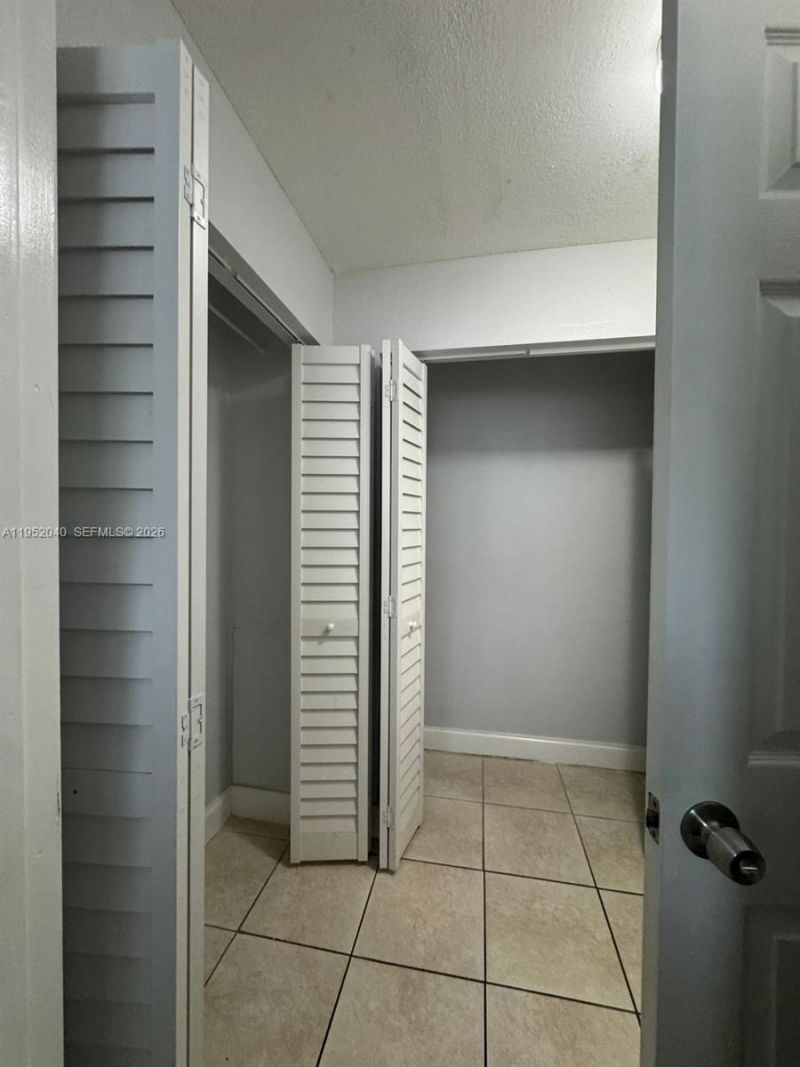 4271 NW 5th St, Unit 122, Plantation, FL 33317 Photo