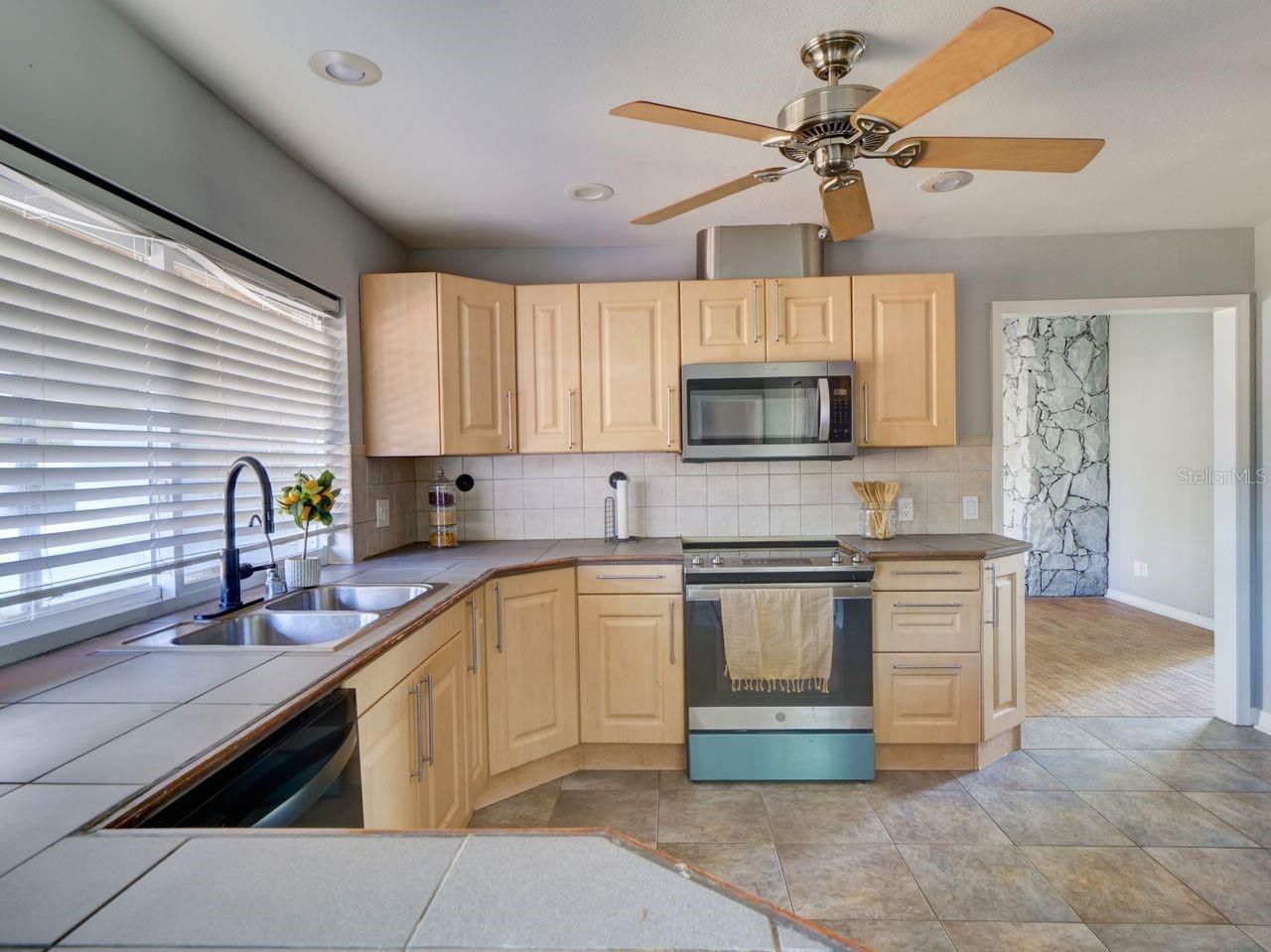 4524 South Lake Orlando Pkwy, Orlando, FL 32808 Photo