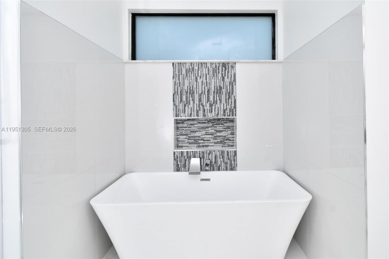 843 S Burns Ave S, Lehigh Acres, FL 33974 Photo