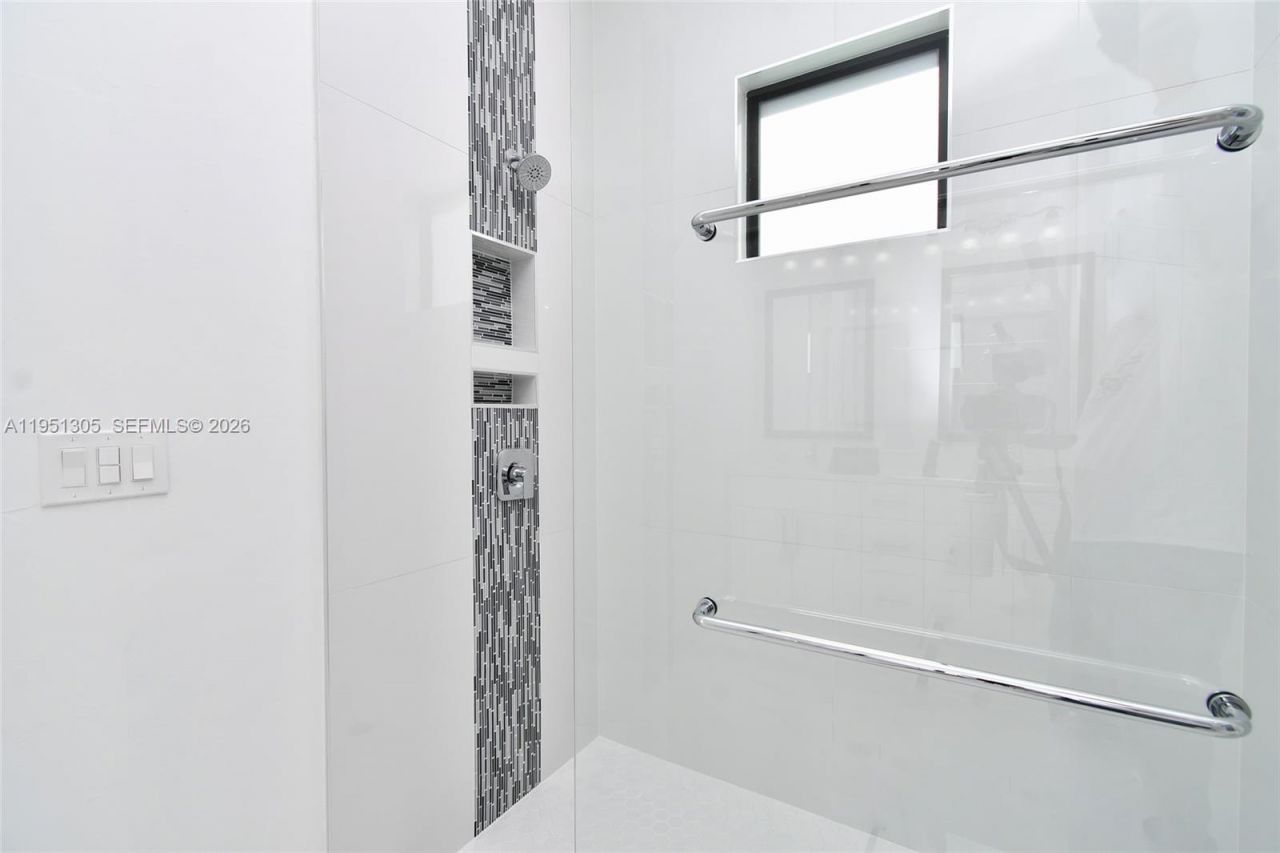 843 S Burns Ave S, Lehigh Acres, FL 33974 Photo