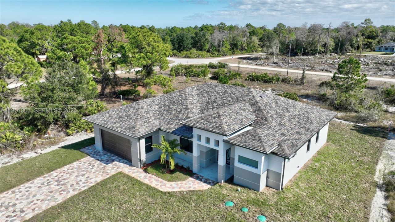 843 S Burns Ave S, Lehigh Acres, FL 33974 Photo
