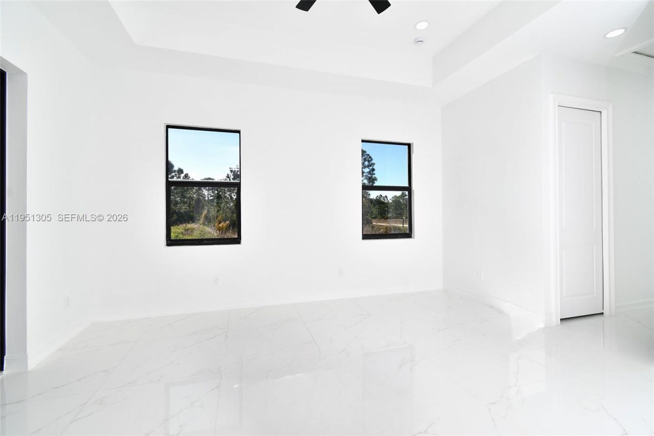 843 S Burns Ave S, Lehigh Acres, FL 33974 Photo