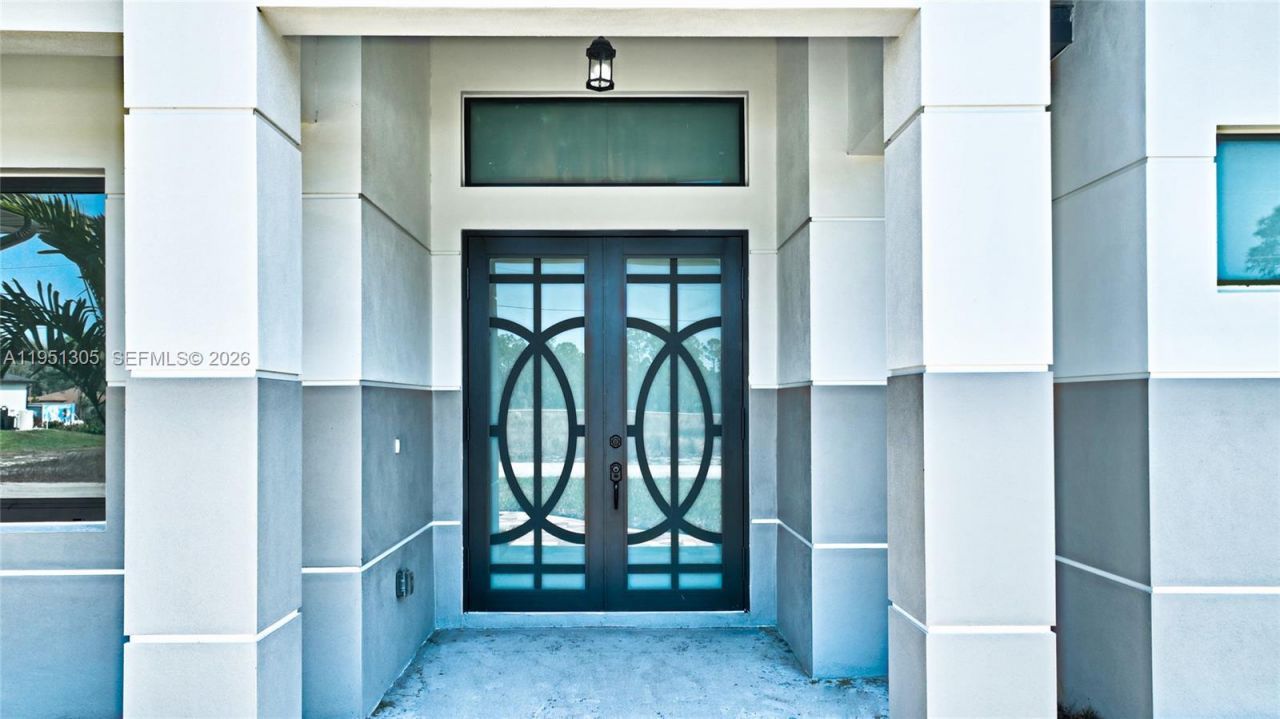 843 S Burns Ave S, Lehigh Acres, FL 33974 Photo