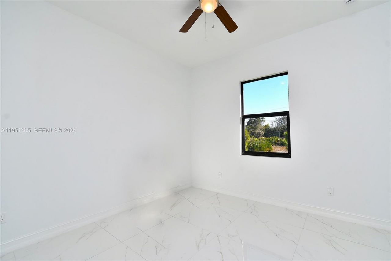 843 S Burns Ave S, Lehigh Acres, FL 33974 Photo