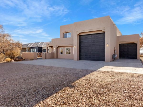 6520 Pasilla Road NE, Rio Rancho, NM 87144