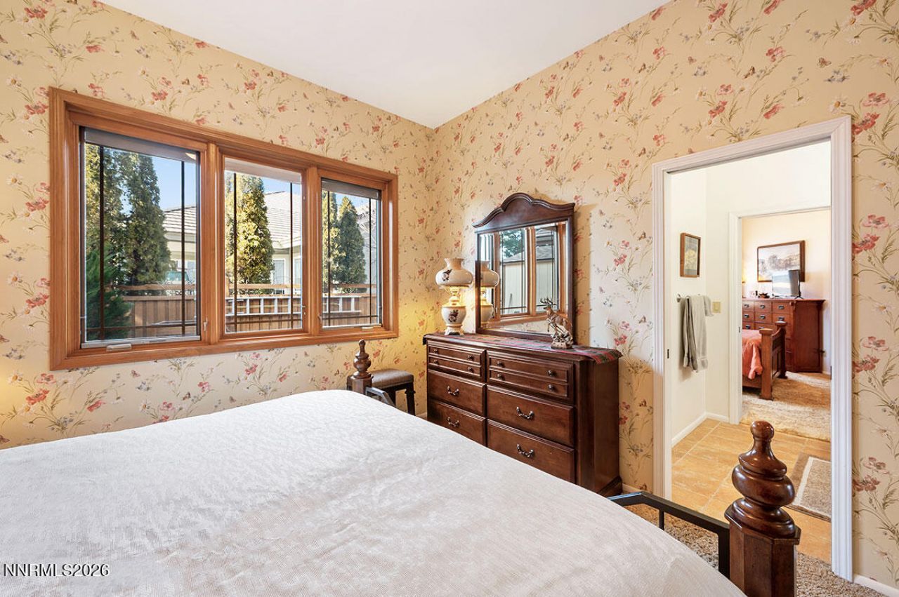 7279 Silver King Drive, Sparks, NV 89436 Photo