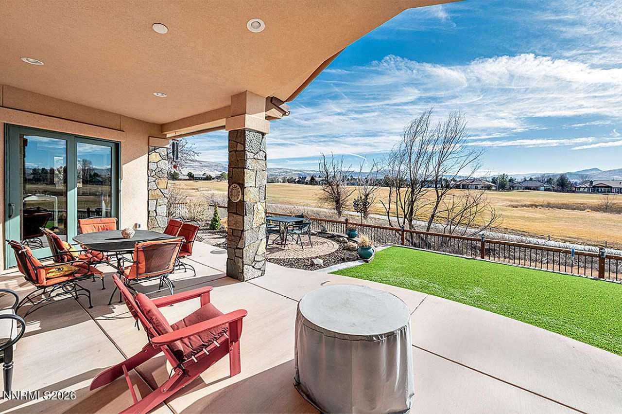 7279 Silver King Drive, Sparks, NV 89436 Photo