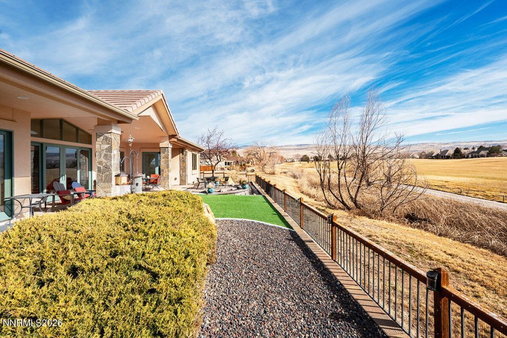 7279 Silver King Drive, Sparks, NV 89436 Photo