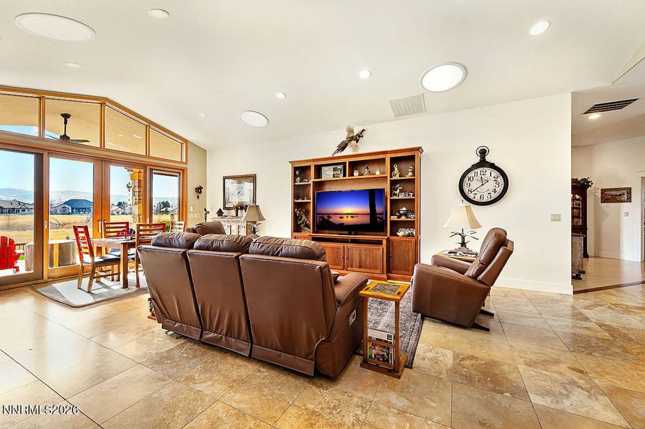 7279 Silver King Drive, Sparks, NV 89436 Photo