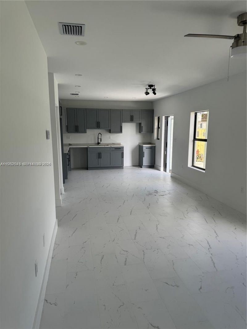 325 NW 11th St , Unit A, Pompano Beach, FL 33060 Photo