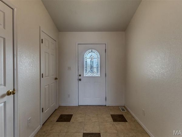 105 Oak Court, St Robert, MO 65584