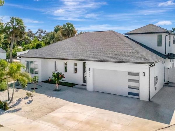 916 HIGHLAND STREET, SARASOTA, FL 34234