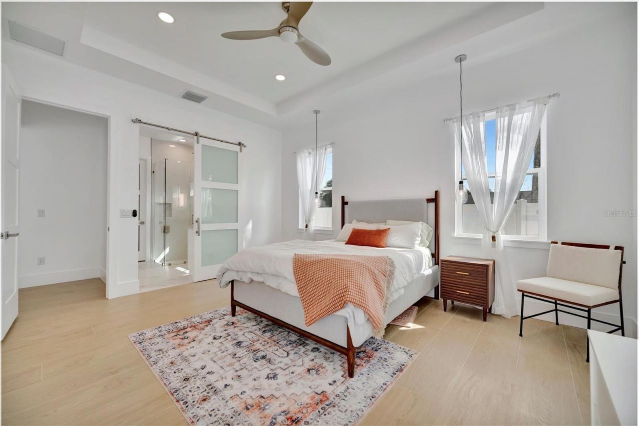 916 Highland Street, Sarasota, FL 34234 Photo