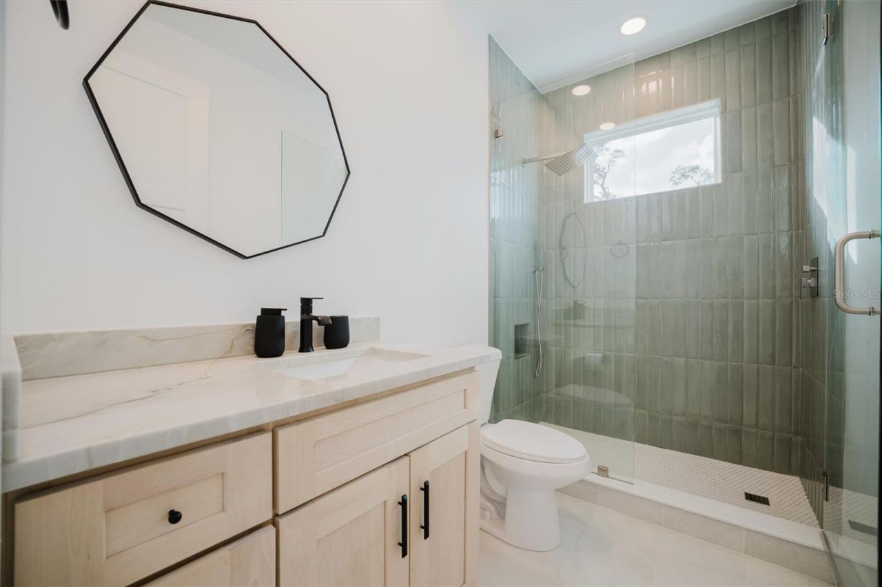 916 Highland Street, Sarasota, FL 34234 Photo