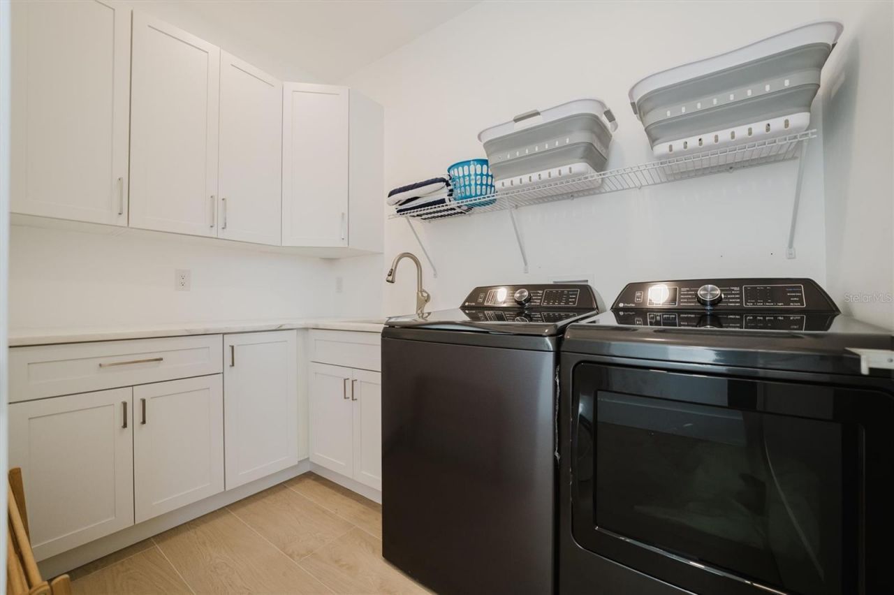 916 Highland Street, Sarasota, FL 34234 Photo