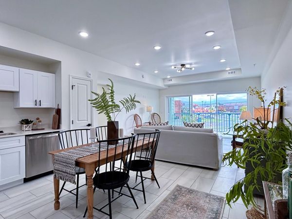 129 Sugarfoot Way, Pigeon Forge, TN 37863