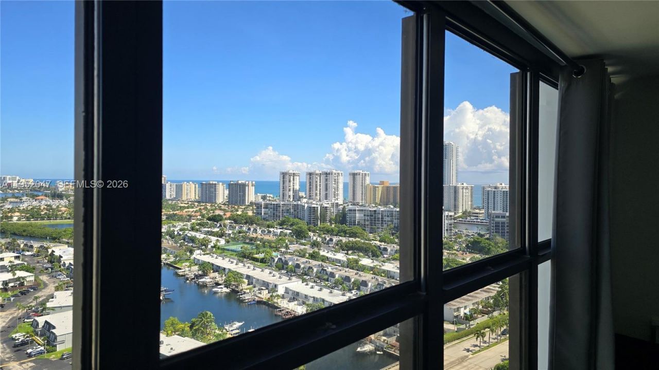 2500 Parkview Dr, Unit 2312, Hallandale Beach, FL 33009 Photo