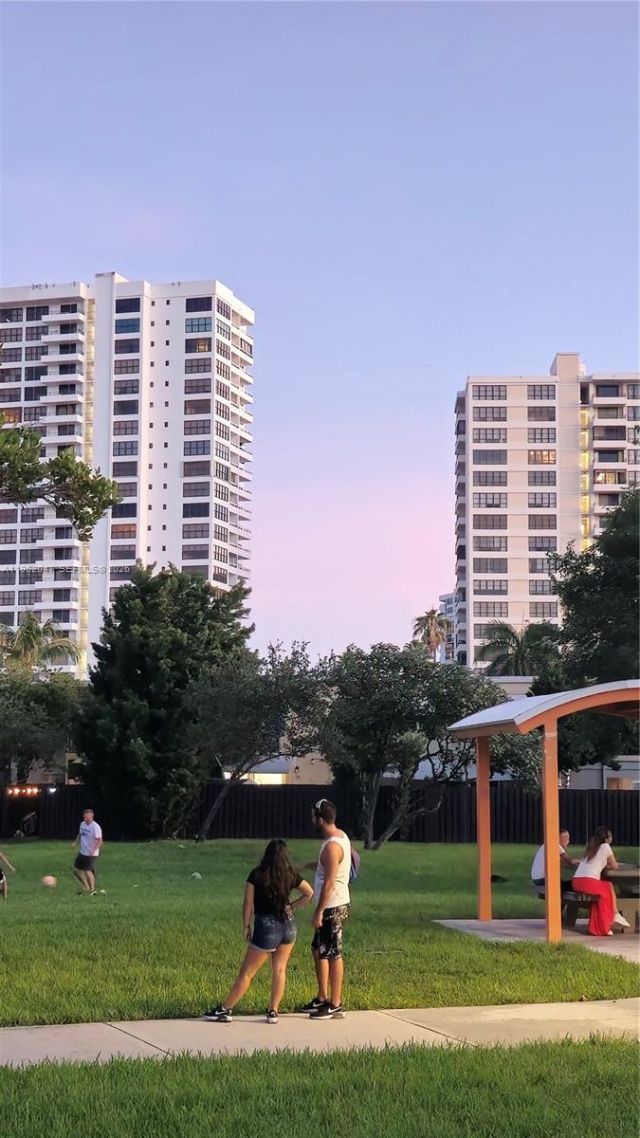 2500 Parkview Dr, Unit 2312, Hallandale Beach, FL 33009 Photo