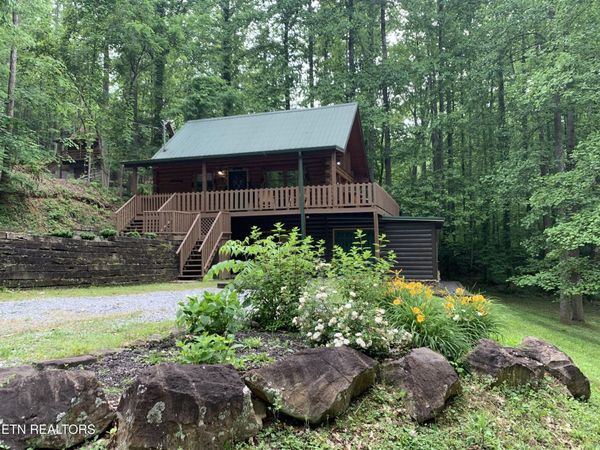 3444 Manis Rd, Sevierville, TN 37862