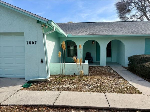 7507 S SANIBEL CIRCLE, TEMPLE TERRACE, FL 33617