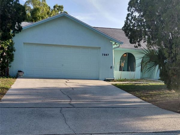 7507 S SANIBEL CIRCLE, TEMPLE TERRACE, FL 33637