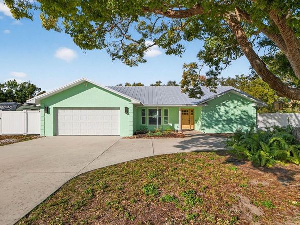 11945 74TH AVENUE, SEMINOLE, FL 33772