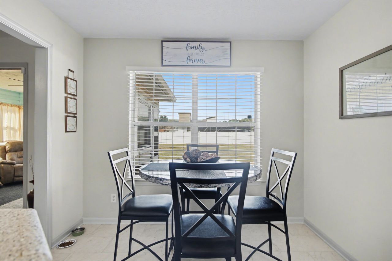 106 Erskine Dr. Photo 18