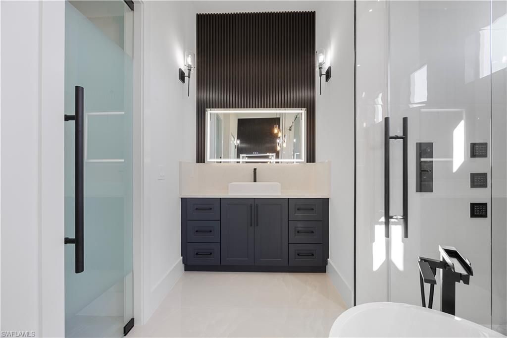 2507 Gleason Pkwy, Cape Coral, FL 33914 Photo