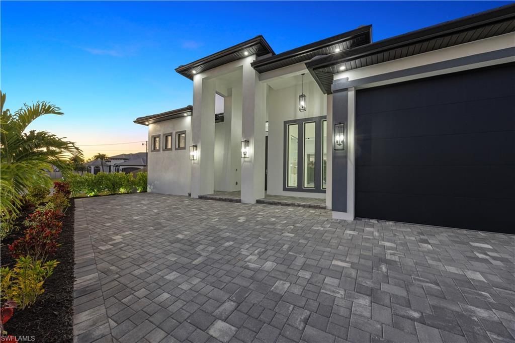 2507 Gleason Pkwy, Cape Coral, FL 33914 Photo