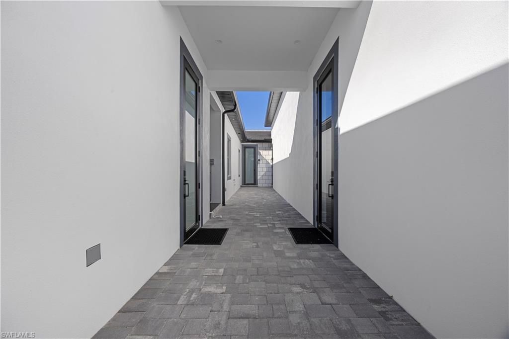 2507 Gleason Pkwy, Cape Coral, FL 33914 Photo